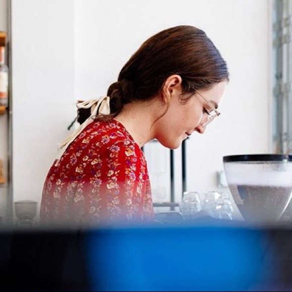 Meet your Posher, Madison - Picture 1 of 1